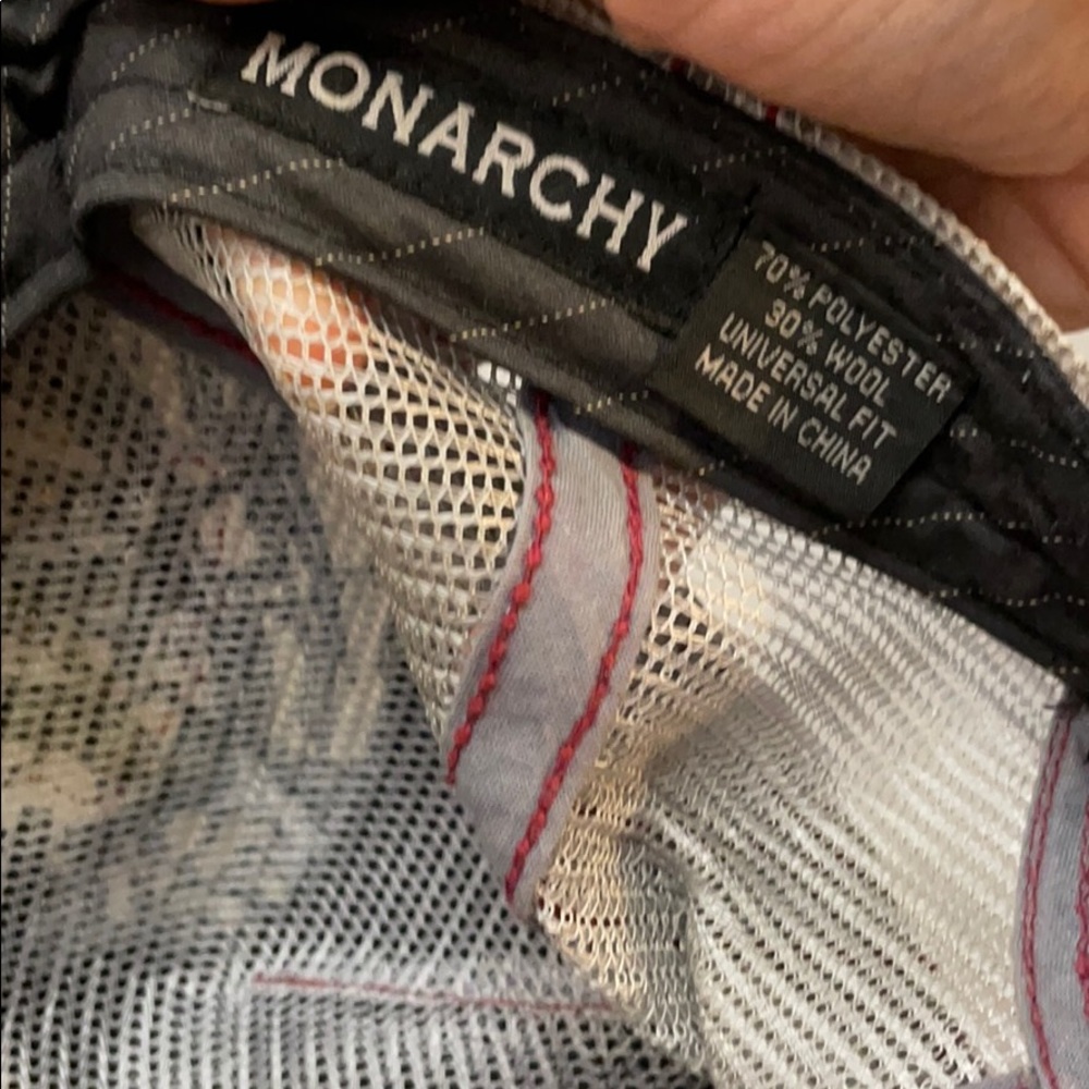 Cap 🧢 - Picture 2 of 2